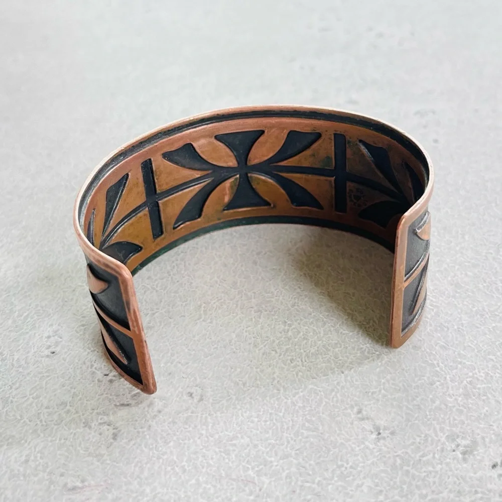 Bell Trading Post Copper Native American Tribal Cuff Bracelet - Picture 2 of 10